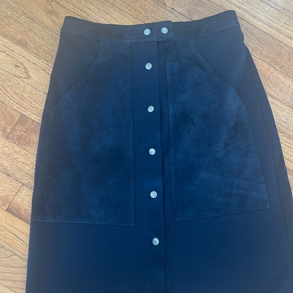 Theory Slyn Fixture Button-Front Ponte Skirt, Navy - Picture 3 of 9